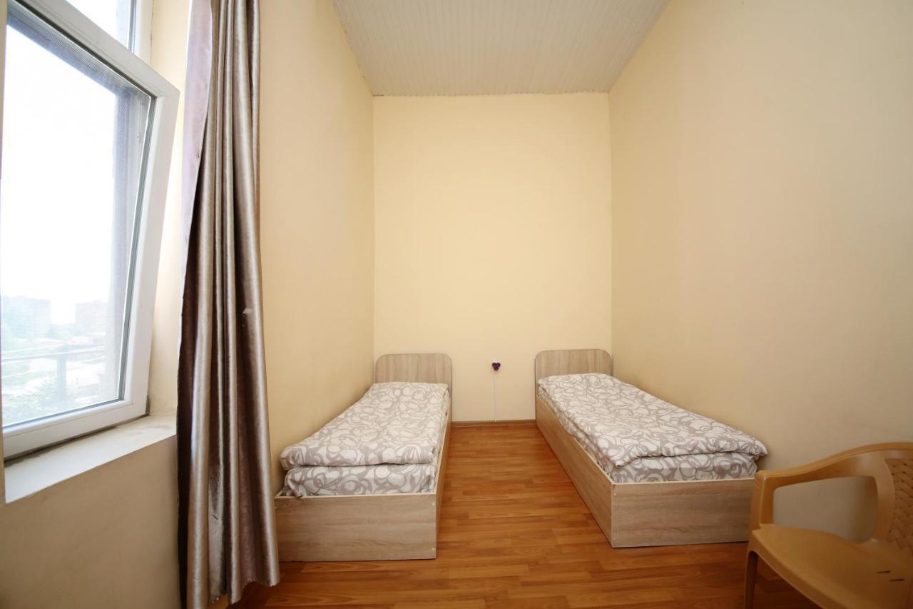 Hostel Mandaria Kutaisi Dış mekan fotoğraf