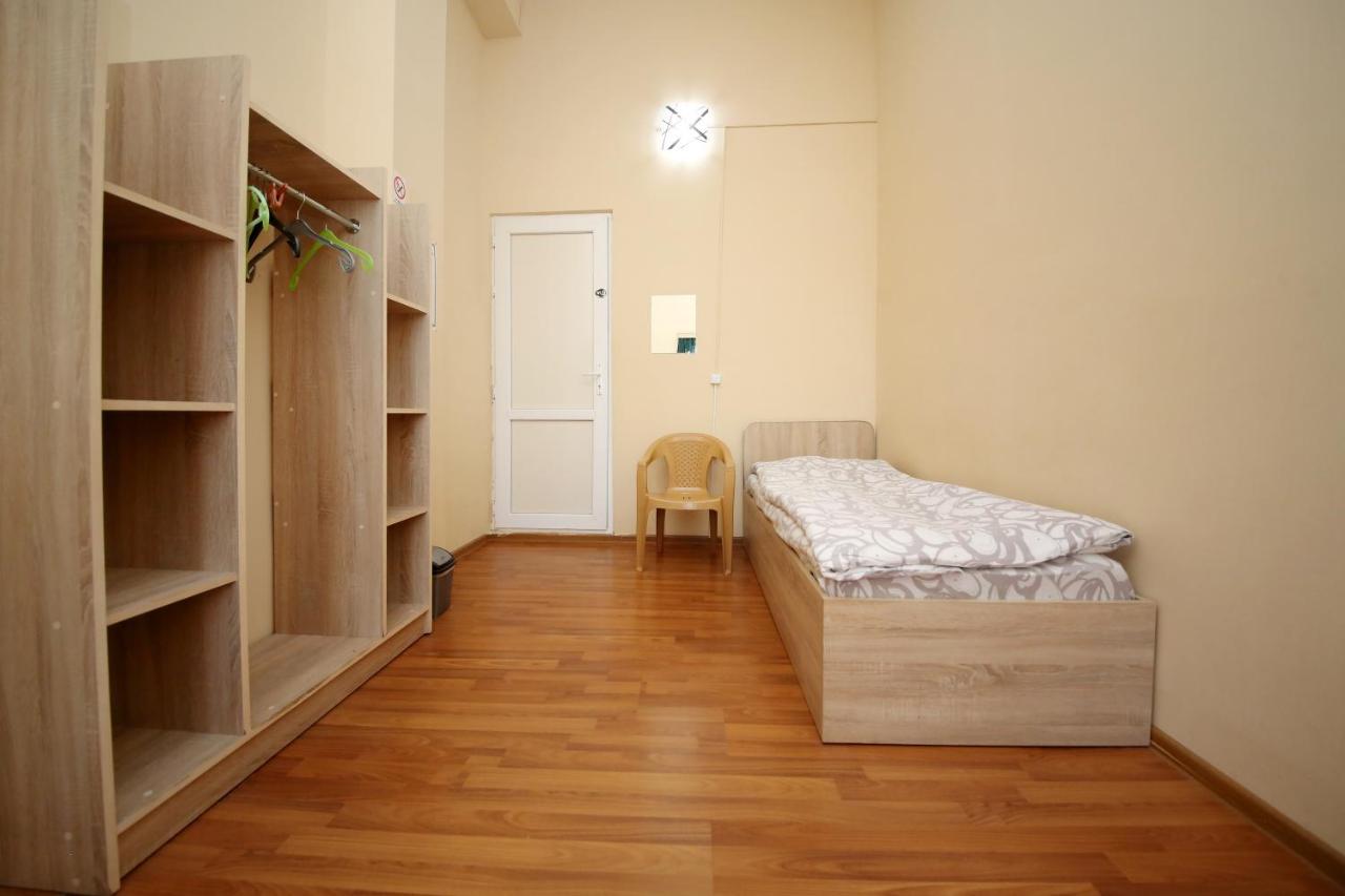 Hostel Mandaria Kutaisi Dış mekan fotoğraf