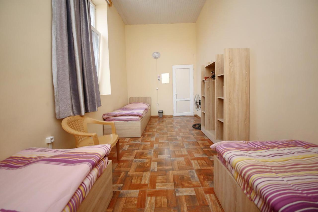 Hostel Mandaria Kutaisi Dış mekan fotoğraf