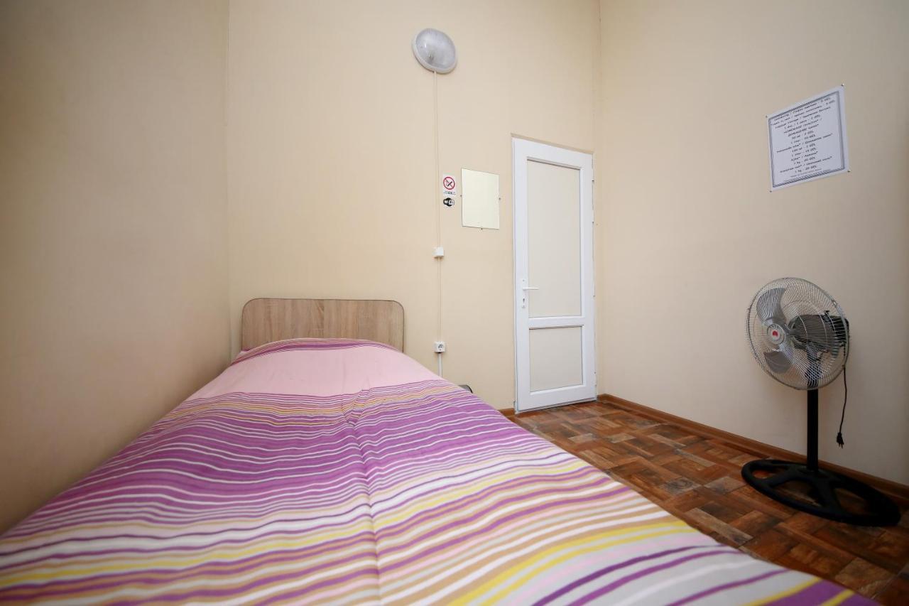 Hostel Mandaria Kutaisi Dış mekan fotoğraf