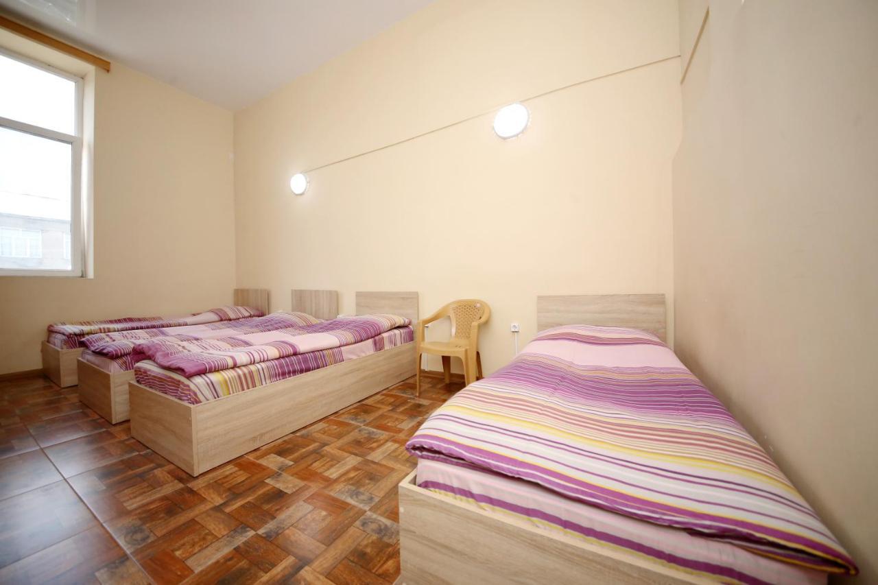 Hostel Mandaria Kutaisi Dış mekan fotoğraf