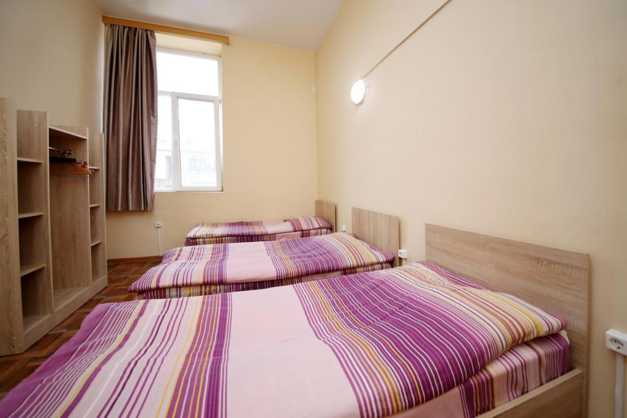 Hostel Mandaria Kutaisi Dış mekan fotoğraf